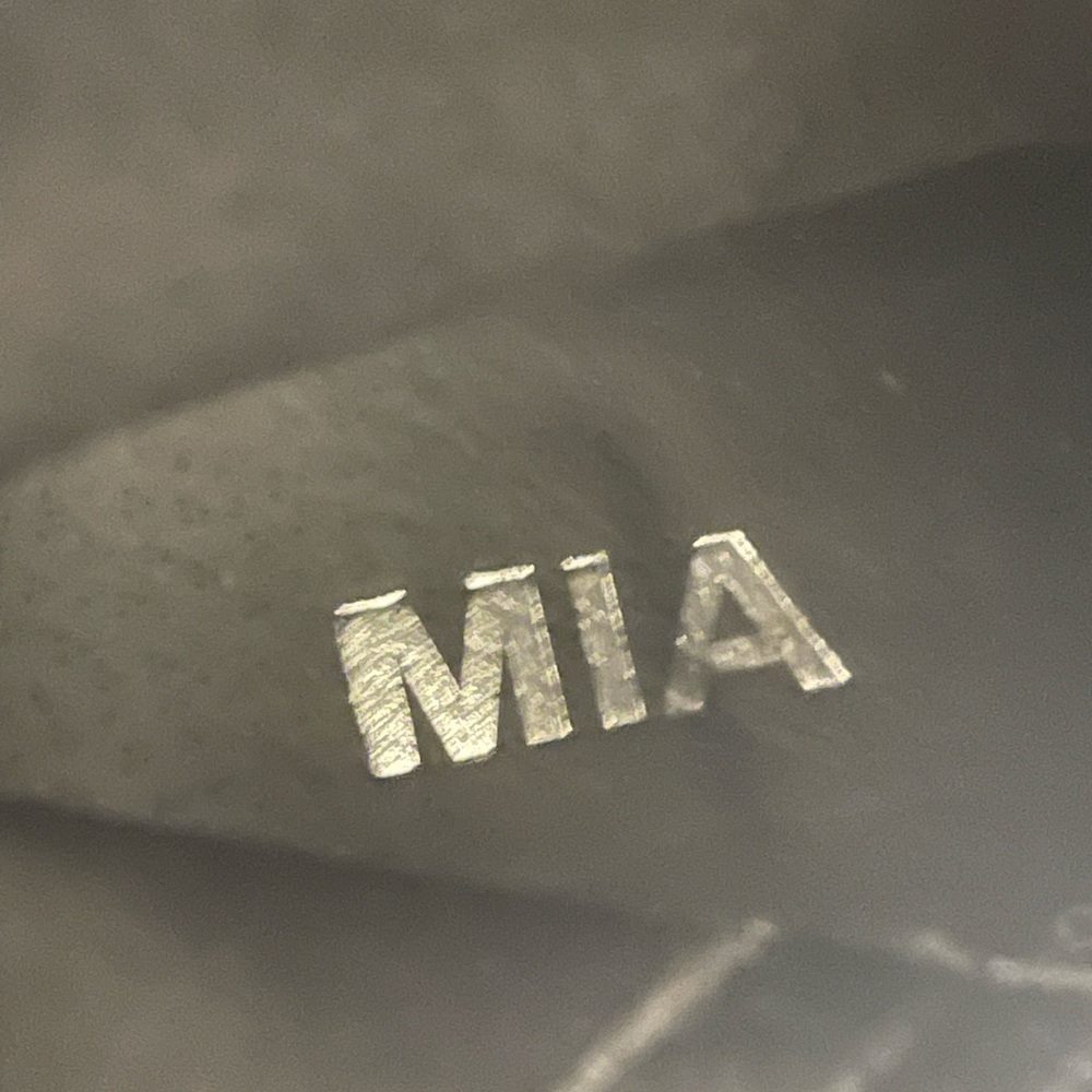 MIA Sleek Black Ankle Booties - Picture 10 of 10